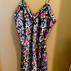 Nordstrom brand night slip. Size M